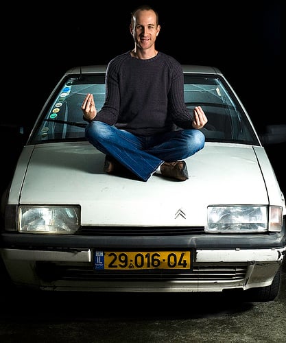 Shooting The Team - Yossi the Boss