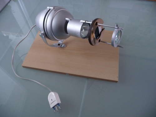 Step 5 - Assemble the lamp and focus Step 5 - Assemble the lamp and focus