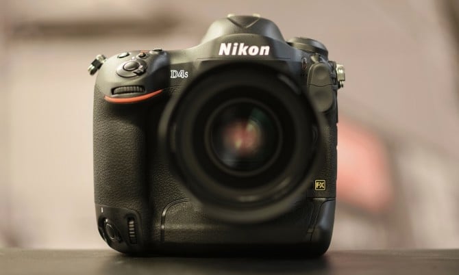 Nikon D4S