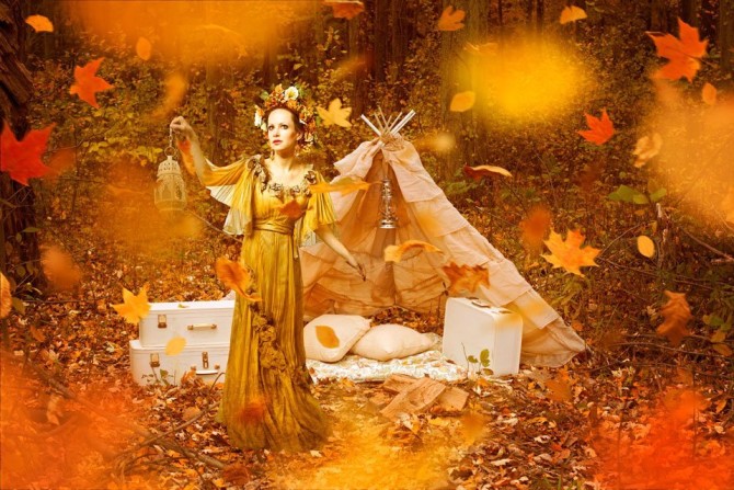 the-first-leaves-of-fall-01
