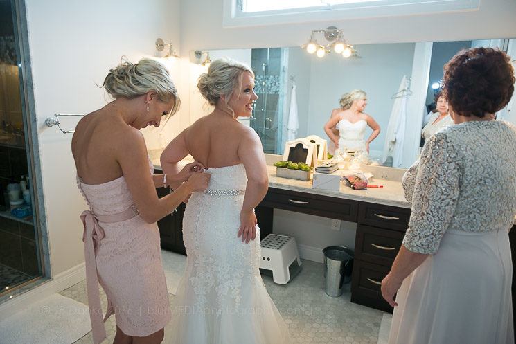 Monica and Mike's wedding at LiUNA Gardens Stoney Creek, Ontario