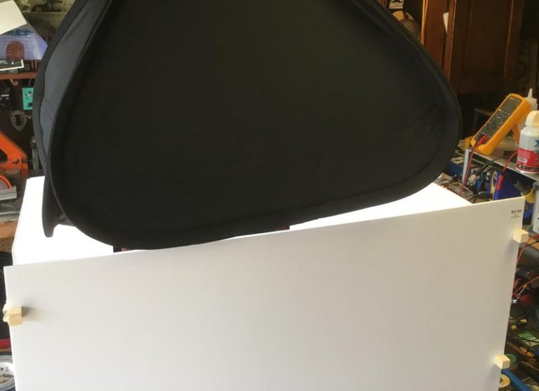 How to build a cheap collapsible DIY light box