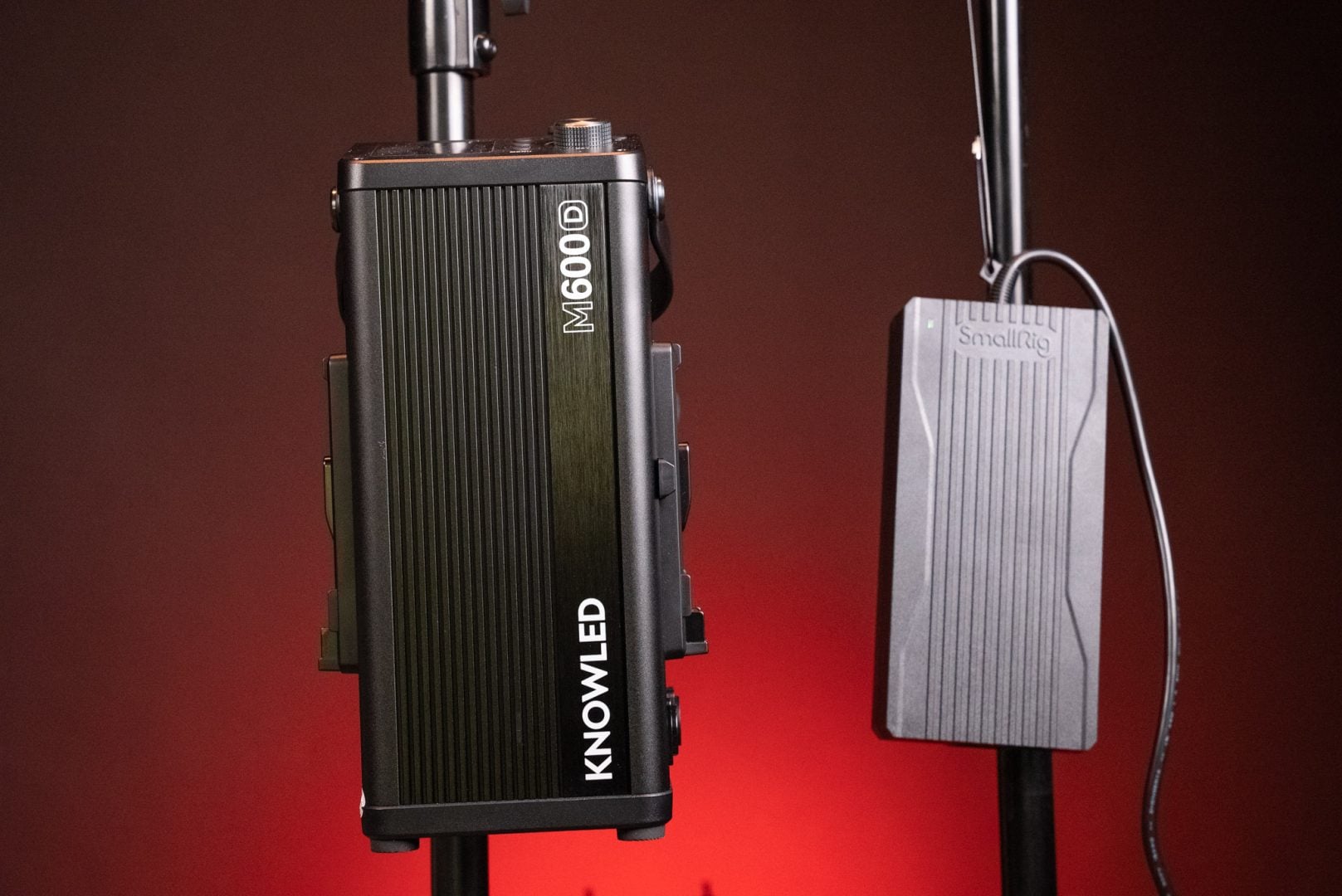 SmallRig RB450B LED Light - SmallRig RC450B vs. Godox M600D bricks