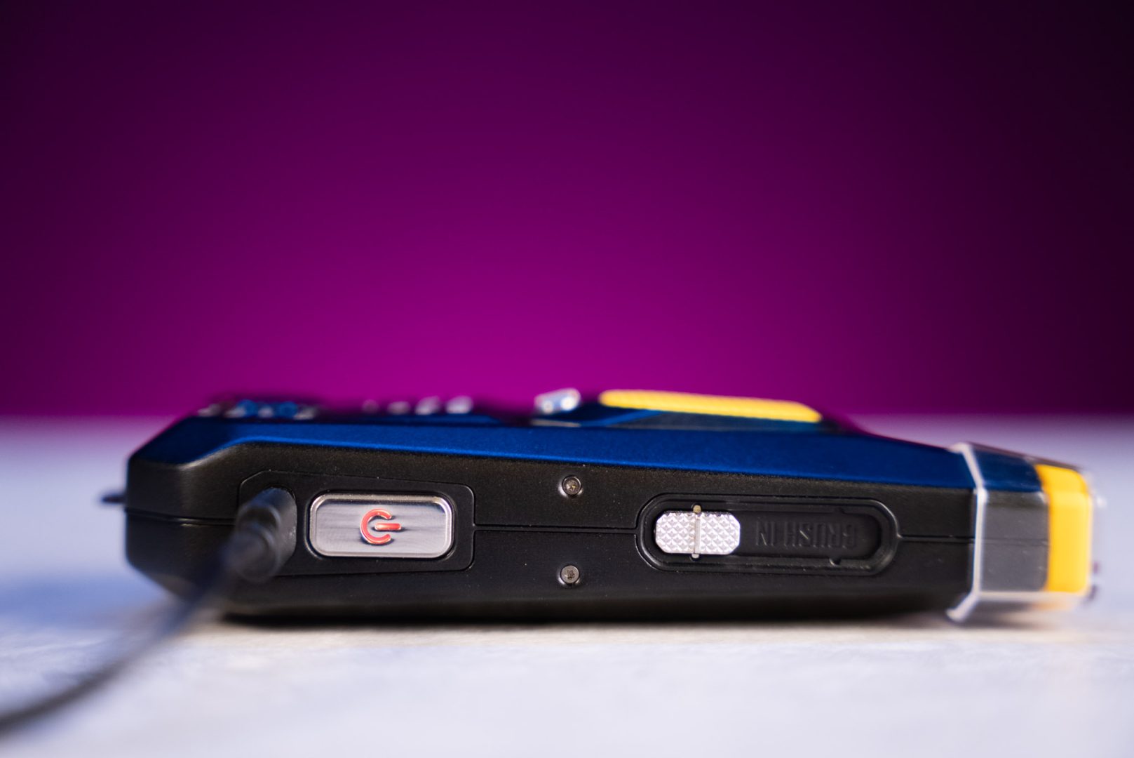 Nitecore BB2 review - Right side