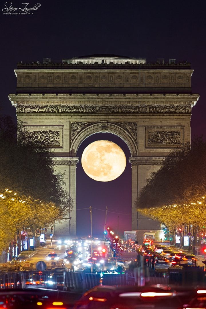 How I framed the moon perfectly inside Paris' Arc de Triomphe