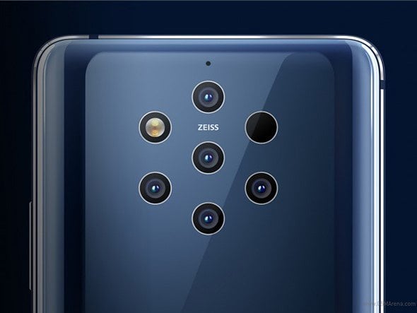 Light went on to develop a Penta-camera setup on the Nokia 9 PureView