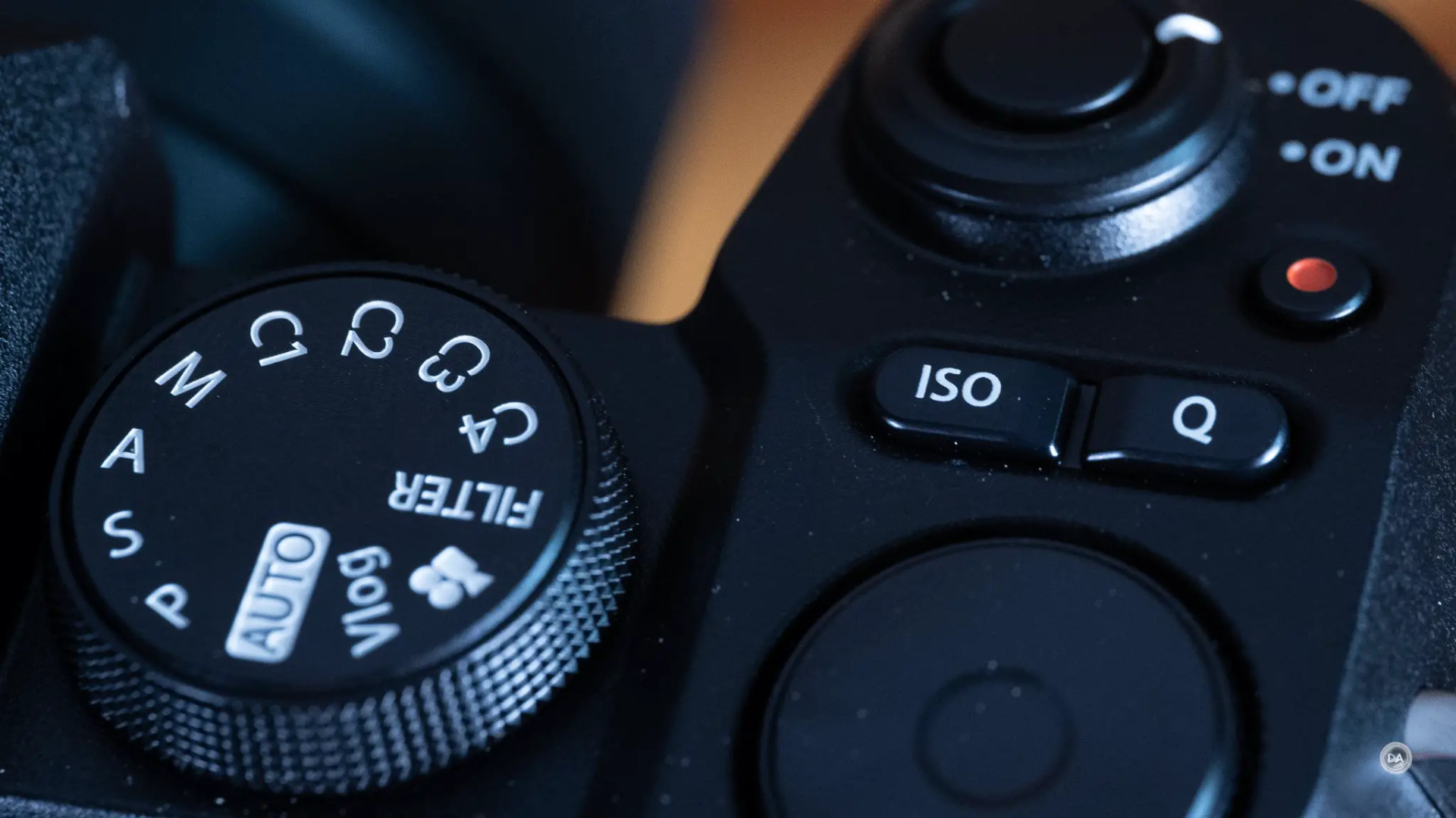 Fujifilm X-S20 review