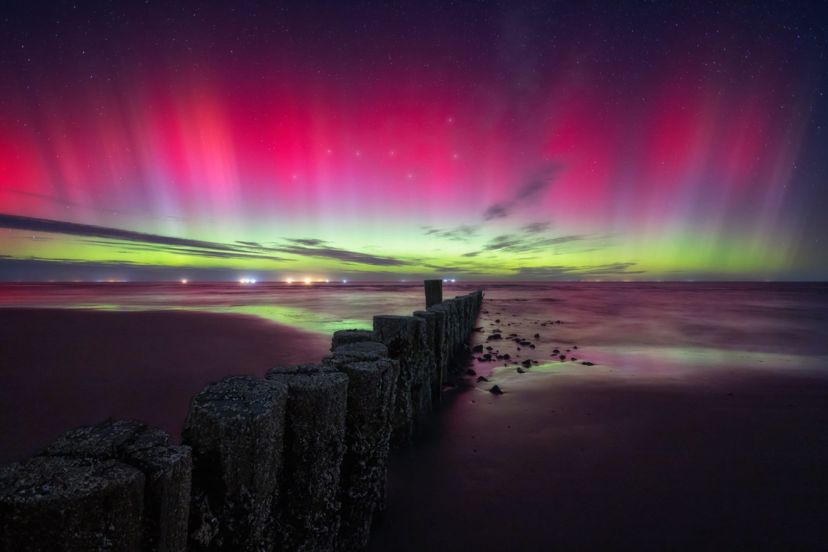 northern lights red flame