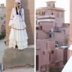 photographer posing model
