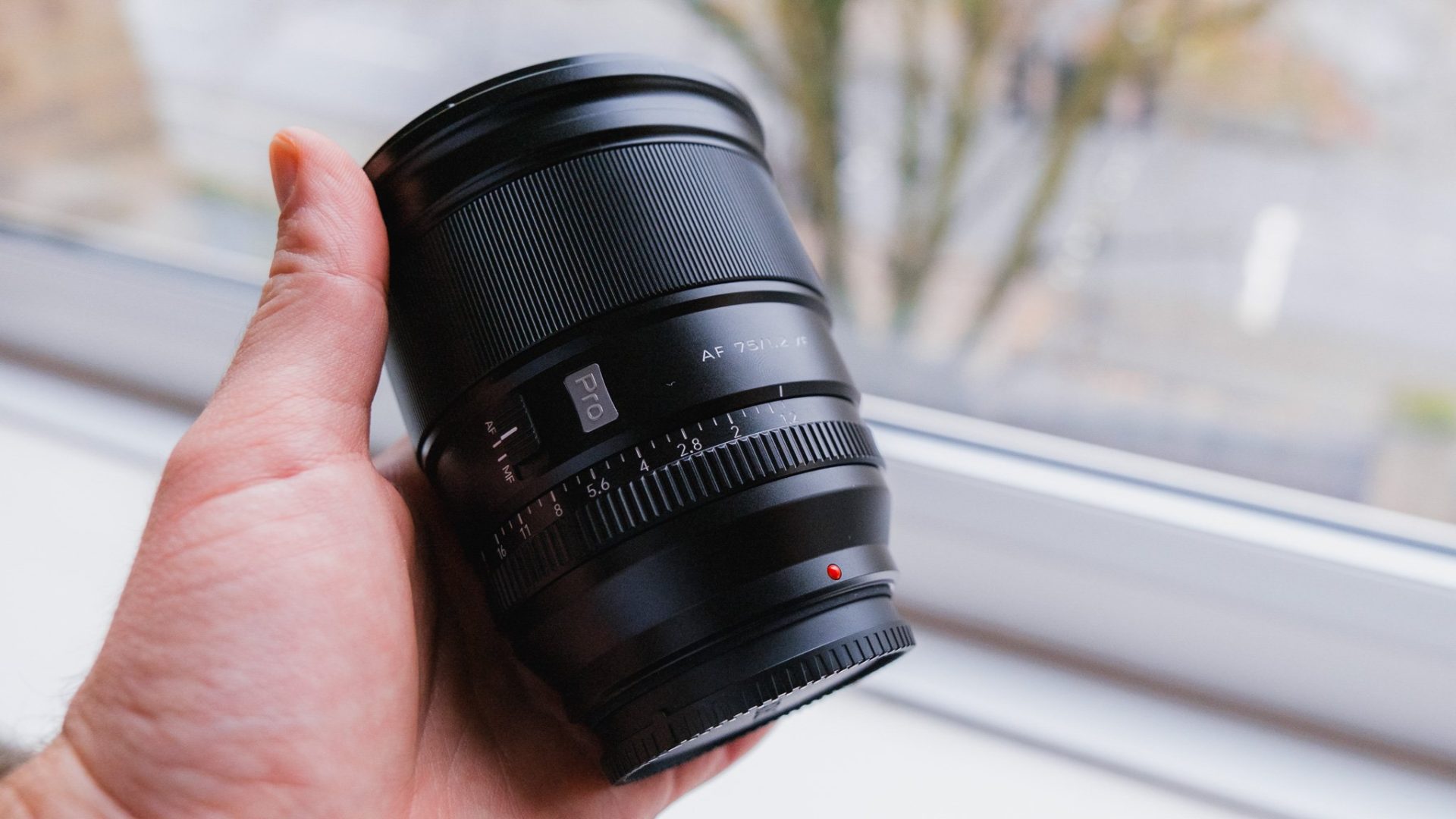 How good are budget lenses and can you tell the difference?
