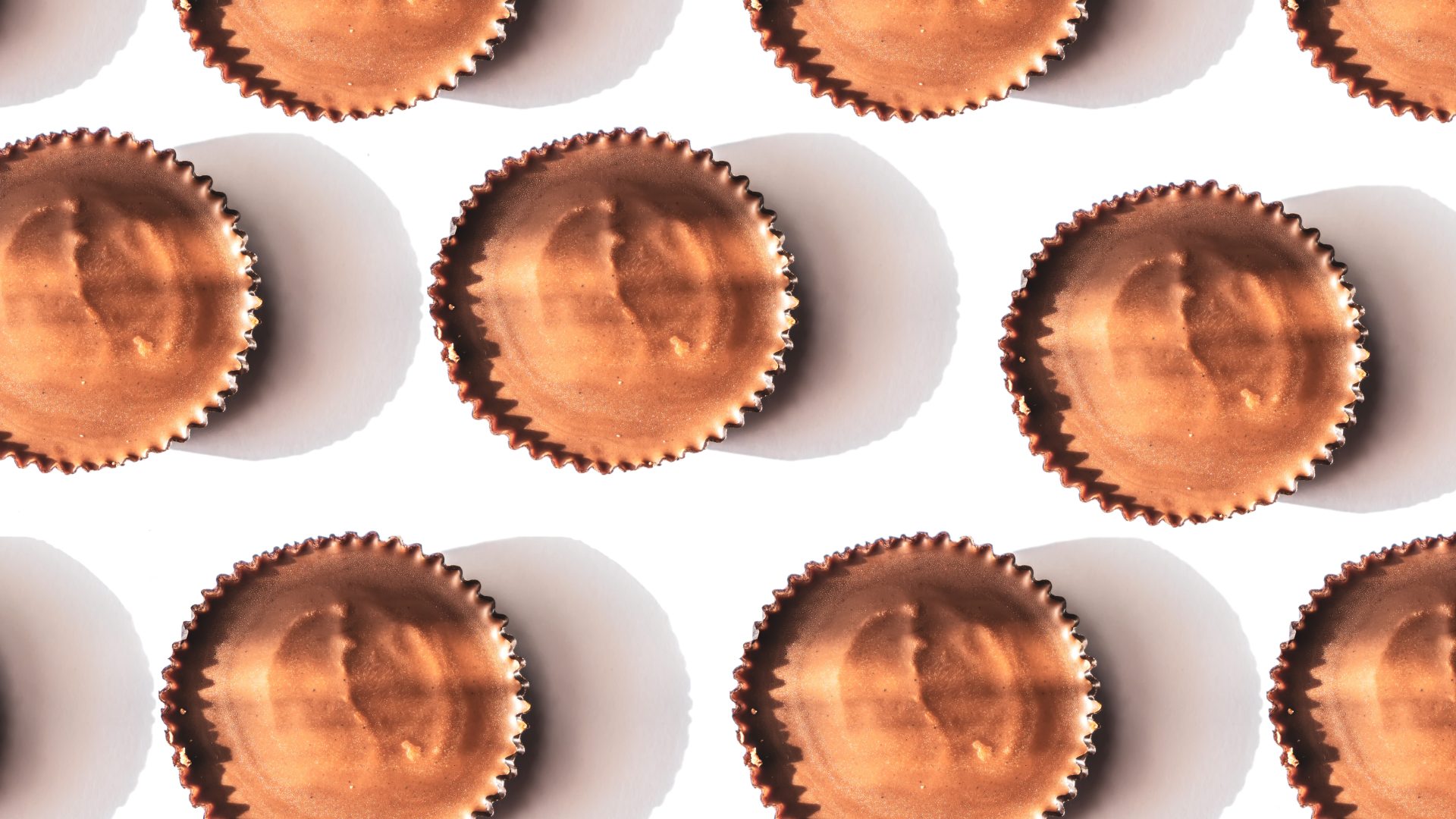 Florida woman sues Reese's for misleading candy photos