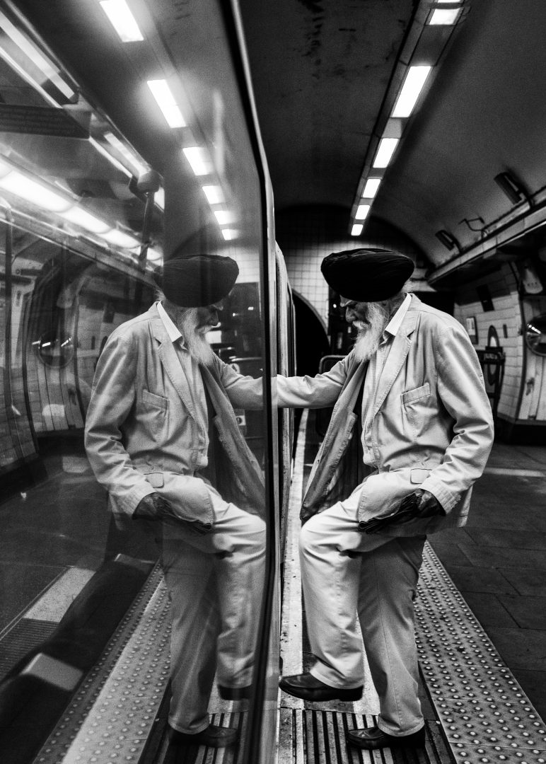 Selaru Ovidiu London tube