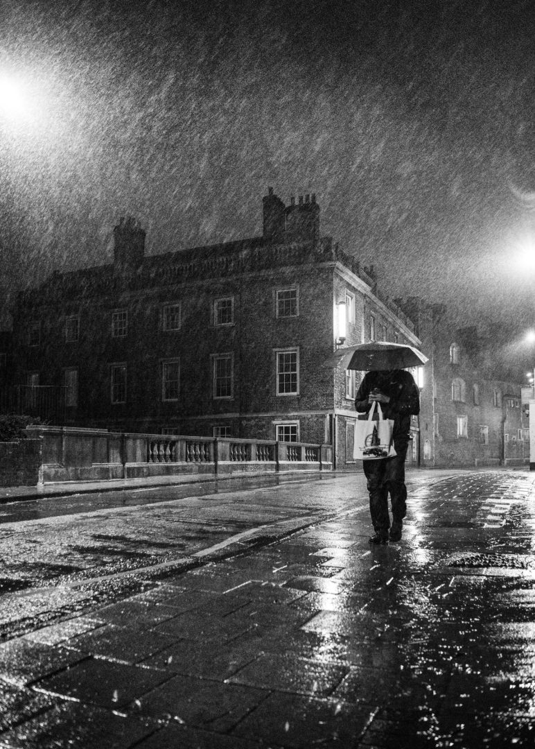 Selaru Ovidiu London rain