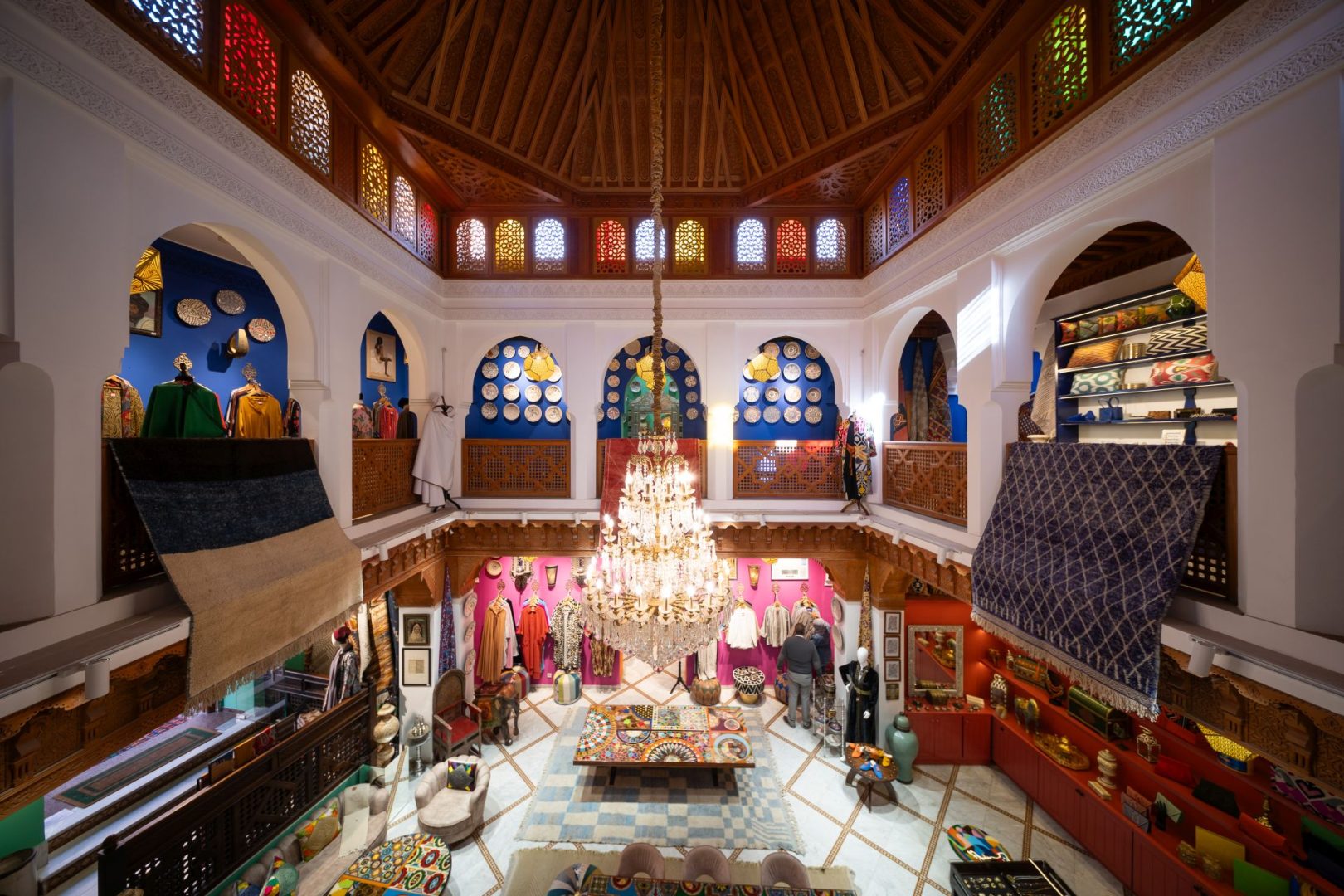 Laowa 10mm f/2.8 Zero-D - sample indoor