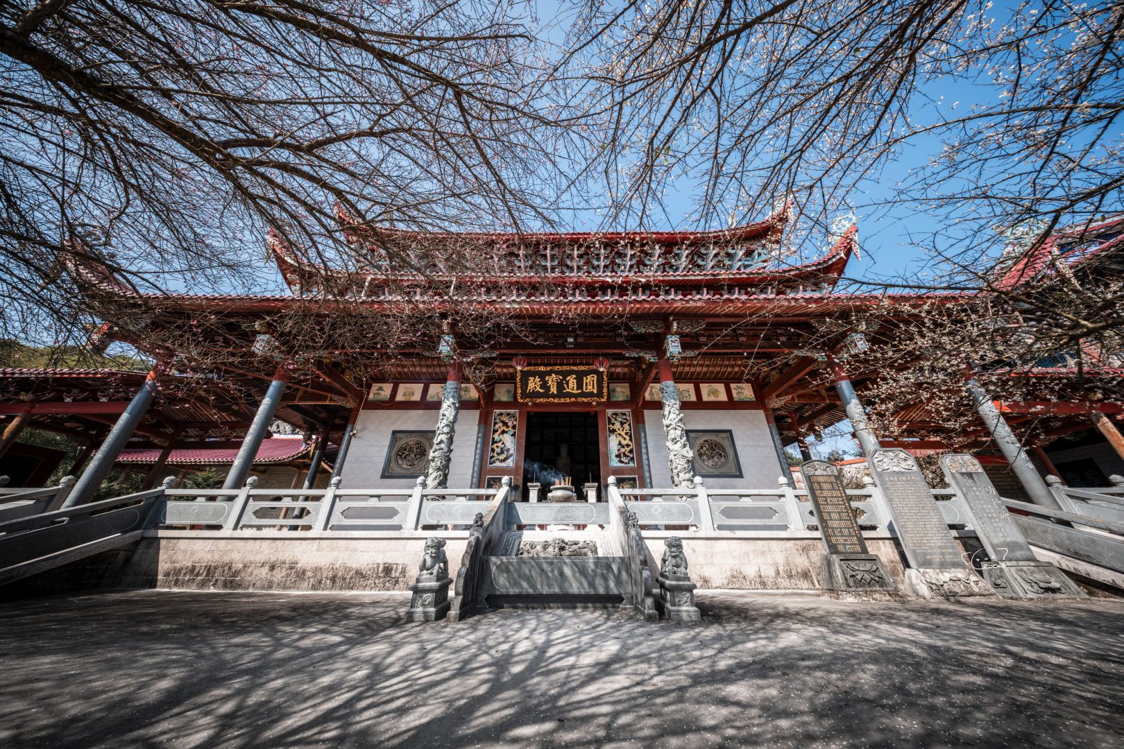Laowa 10mm f/2.8 Zero-D - shrine