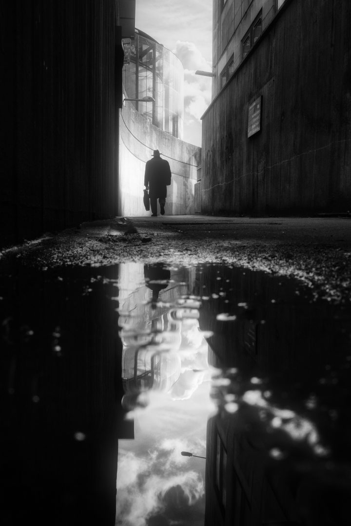 Selaru Ovidiu London puddle