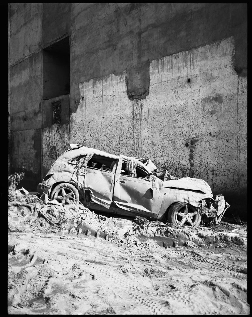 Ferrania P33 photo black and white car