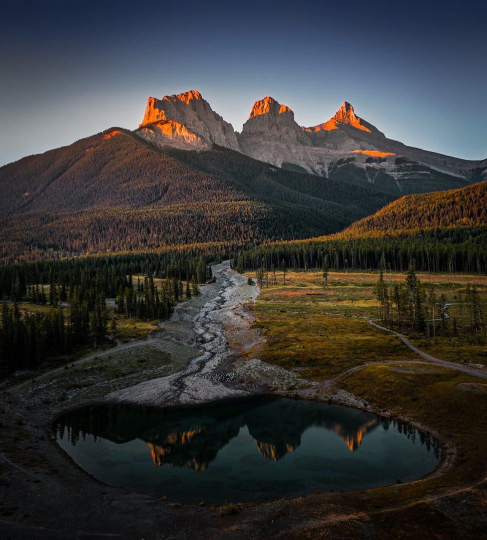 2023 Canadian Photos of the Year competition three sisters mountains