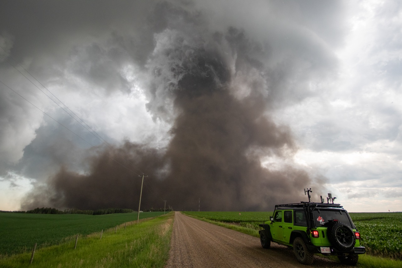 2023 Canadian Photos of the Year competition tornado