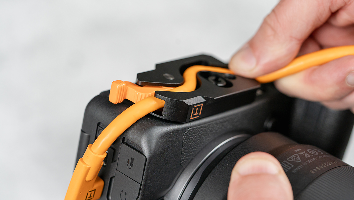 Tether Tools LeverLock Plate keeping cable in place
