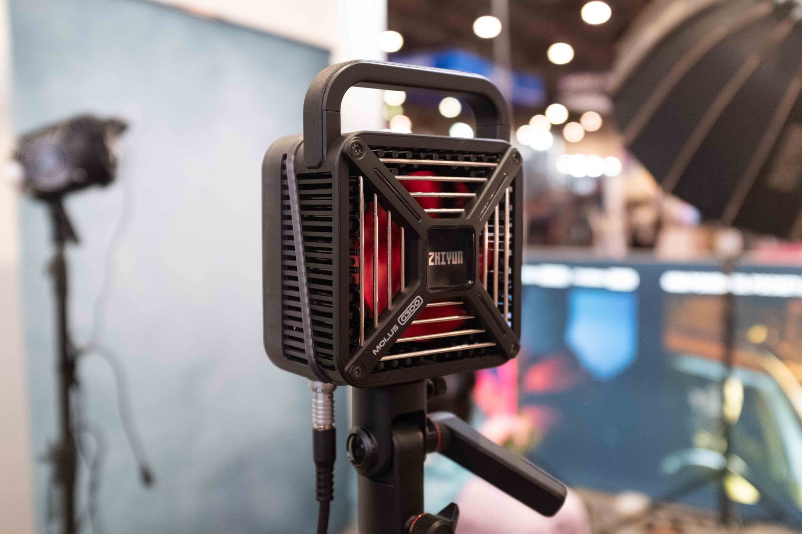 The ZHIYUN Molus G300 COB light