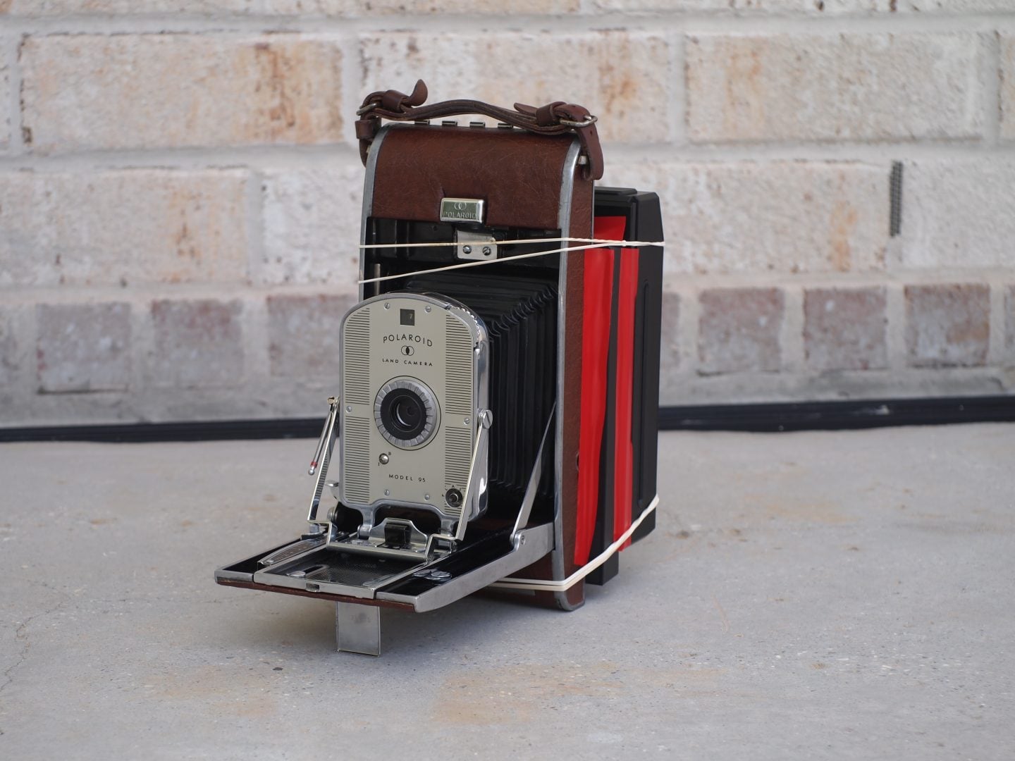 Figure 12. A built-in tripod leg (plus two conventional tripod sockets) gives this DIY Model 95 4x5 camera a lot of flexibility/versatility.