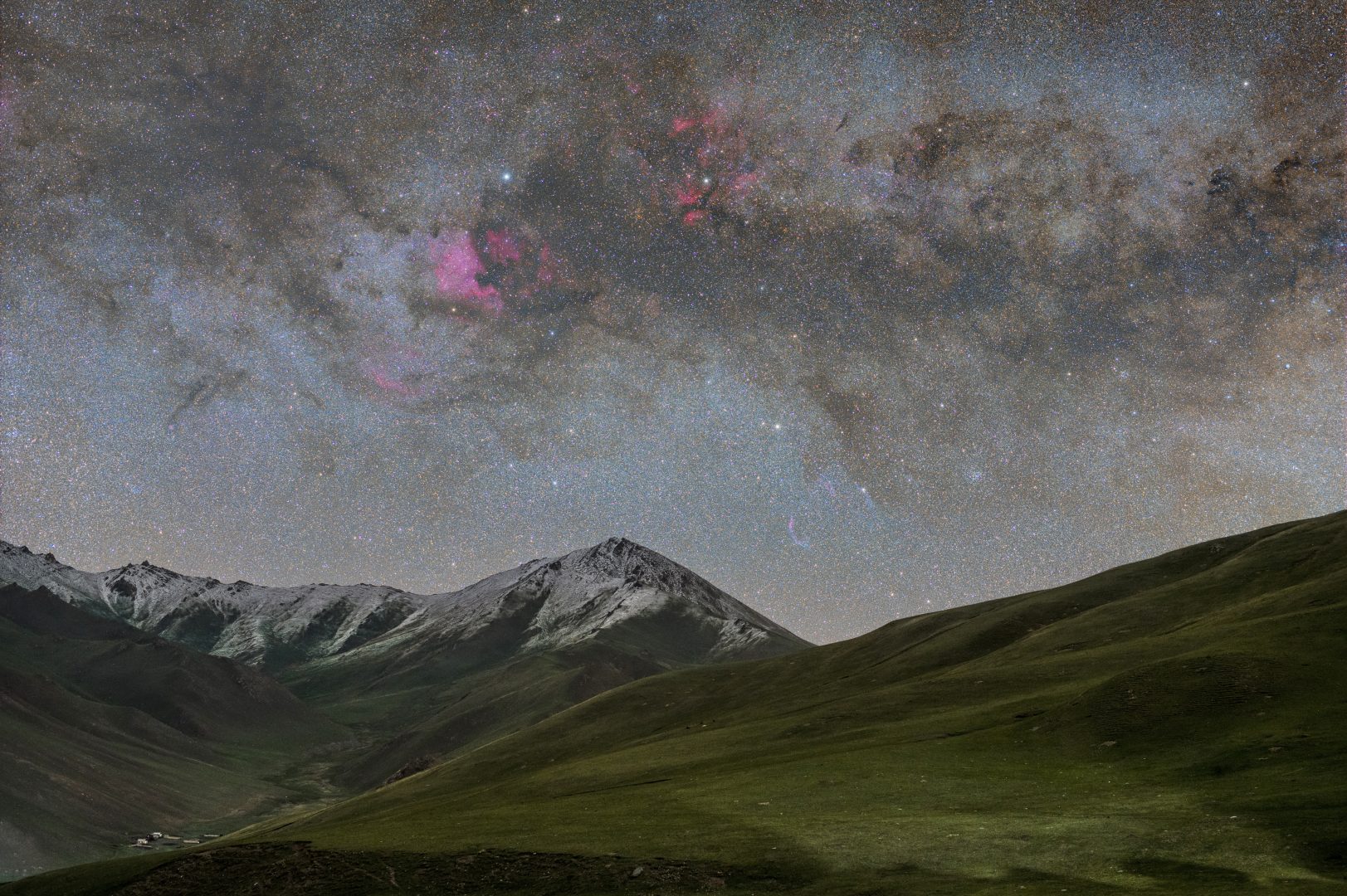 Astrophotography in Kyrgyzstan Cygnus arm rising as seen from Tash Rabat Valley