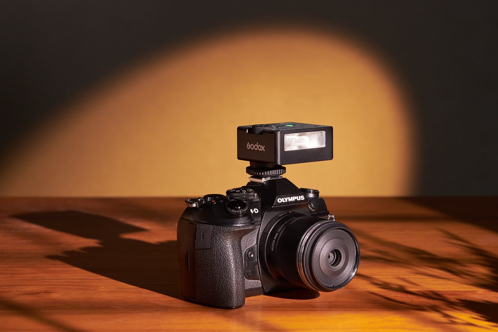 Godox unveils the take-anywhere iM30 camera flash