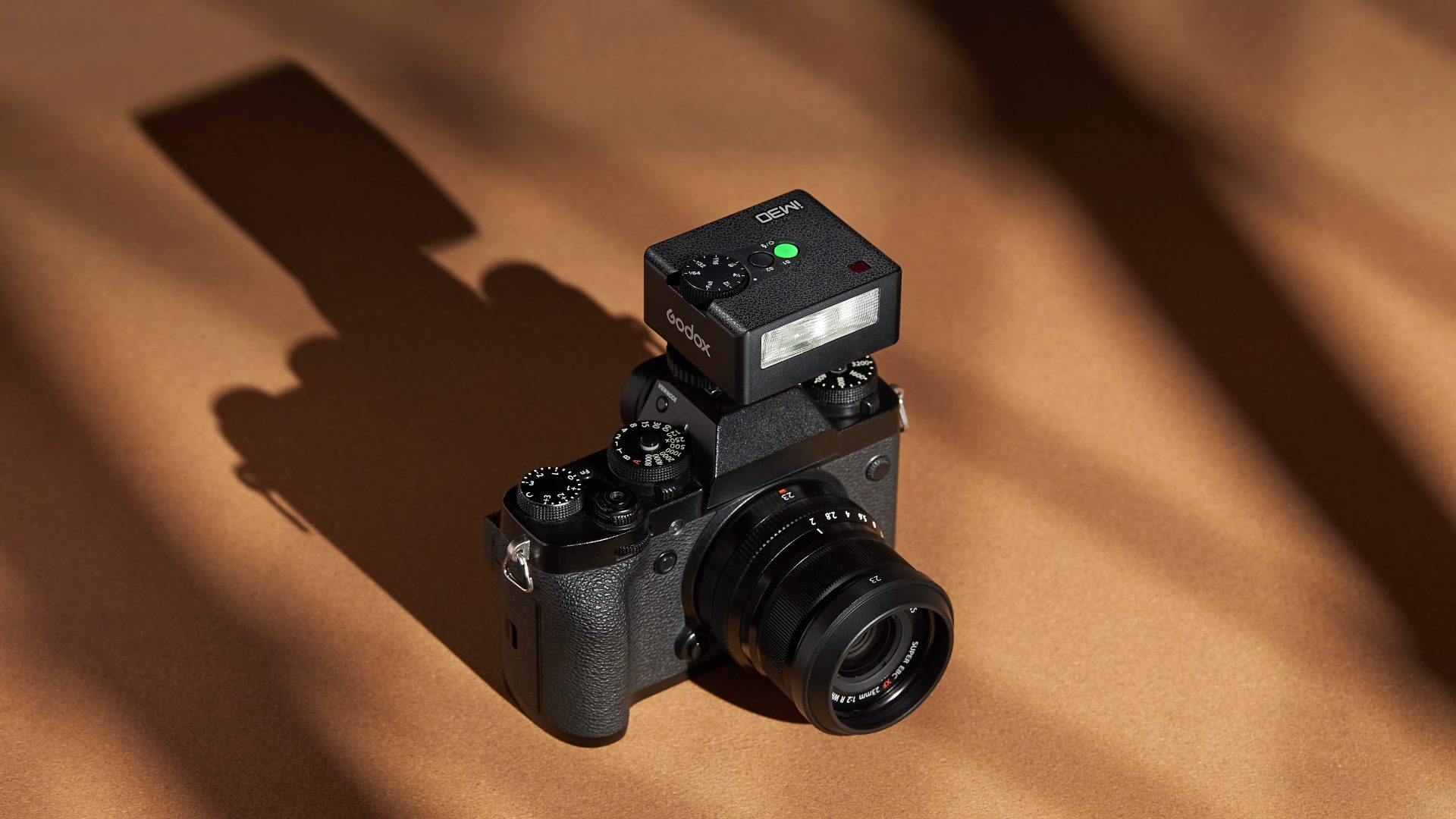 Godox unveils the take-anywhere iM30 digital camera flash - Artshow24