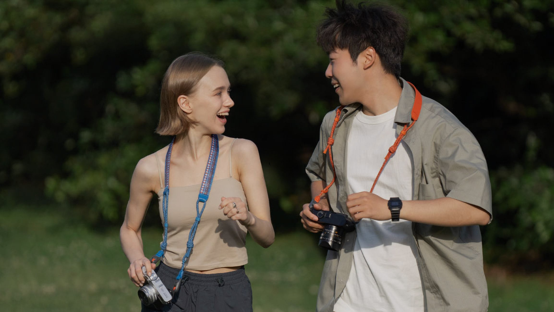 Go lighter with your camera strap with PGYTECH's Strap Air