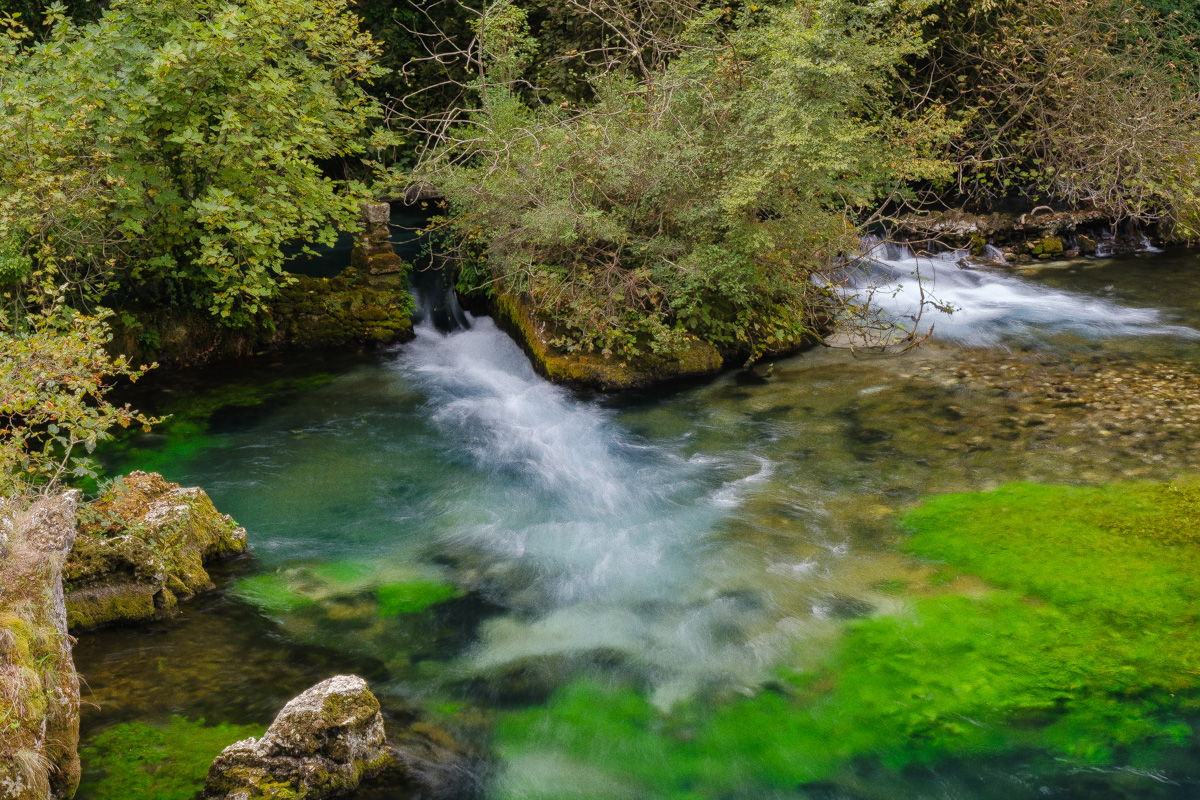 Improve your travel photography immediately with these two tips polarising filter