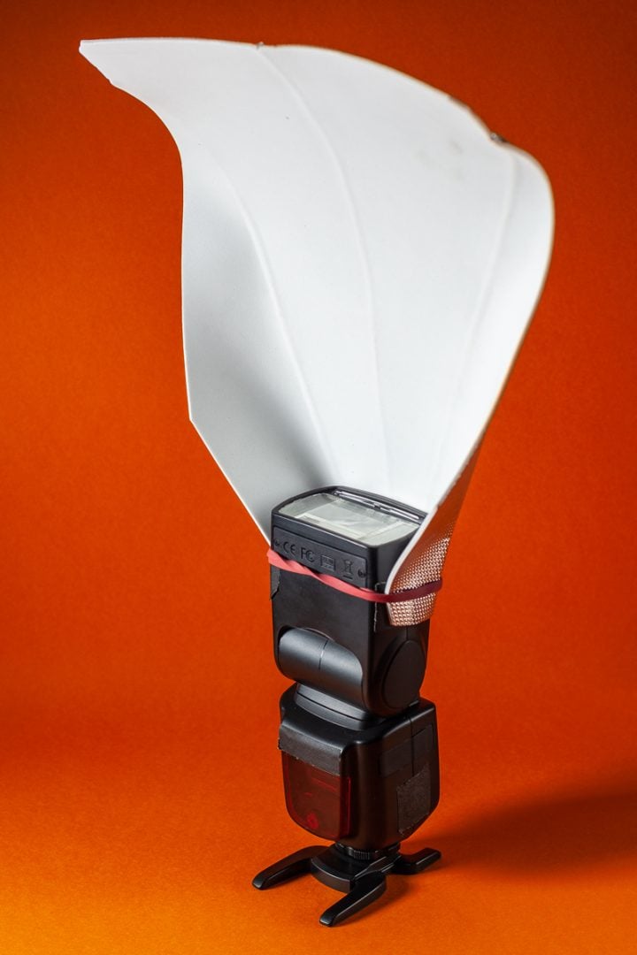 Build a DIY bounce reflector for your speedlite and instantly create beautiful soft portraits