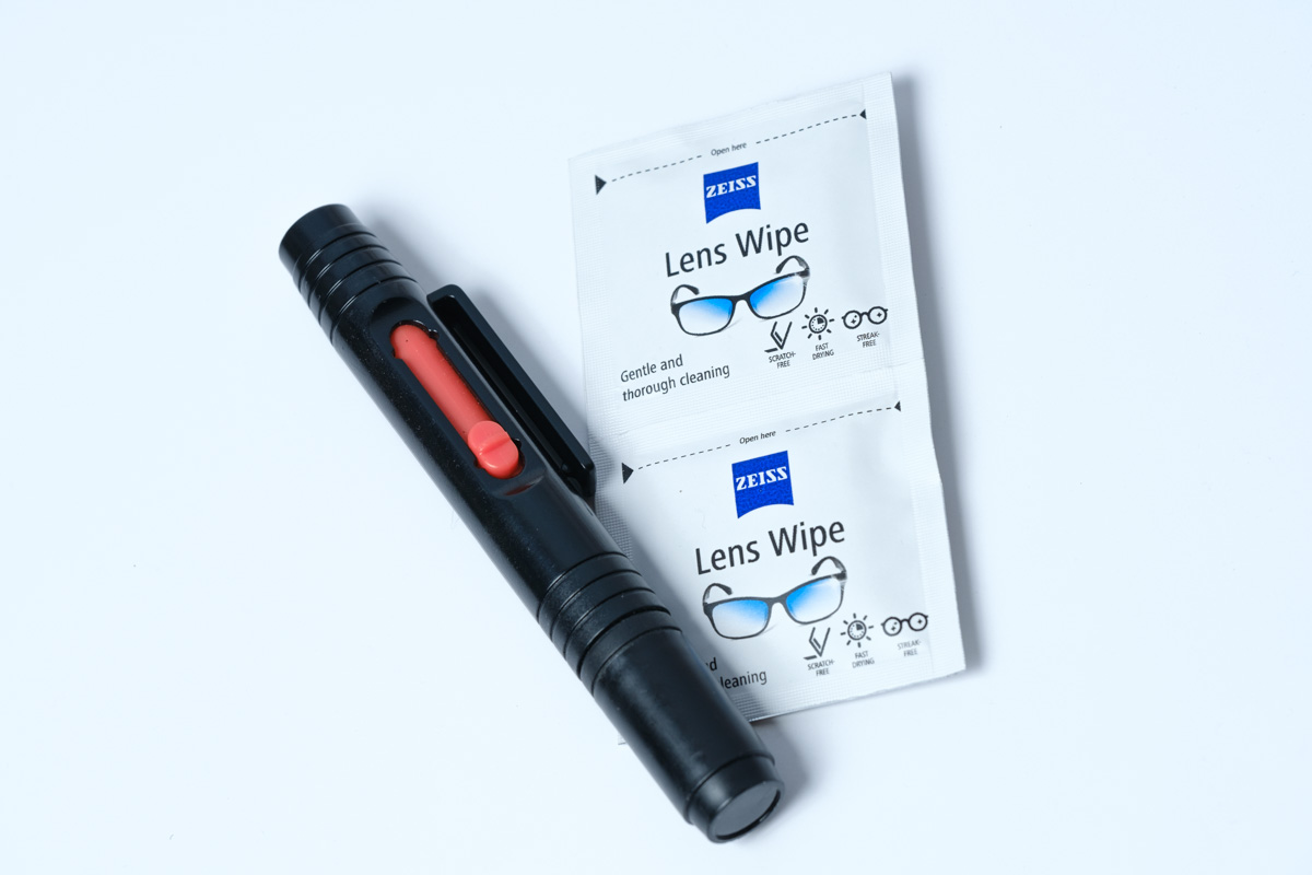 Improve your travel photography immediately with these two tips lens cleaning kit