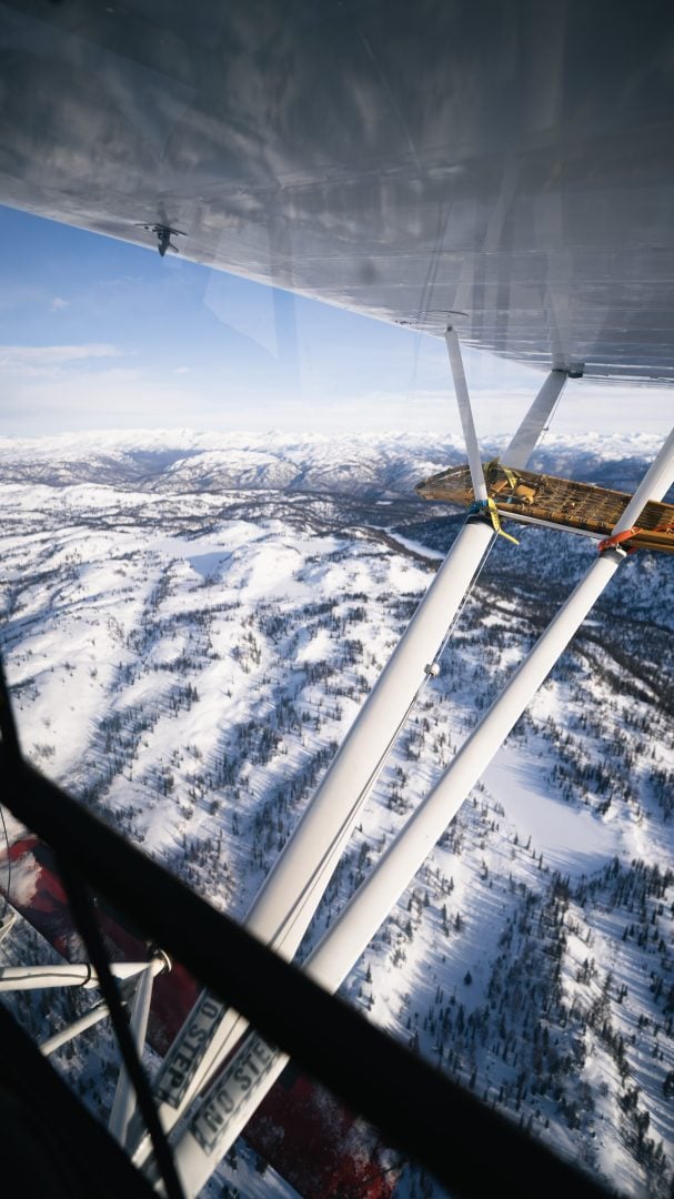 These photographers turned their plane into a flying camera