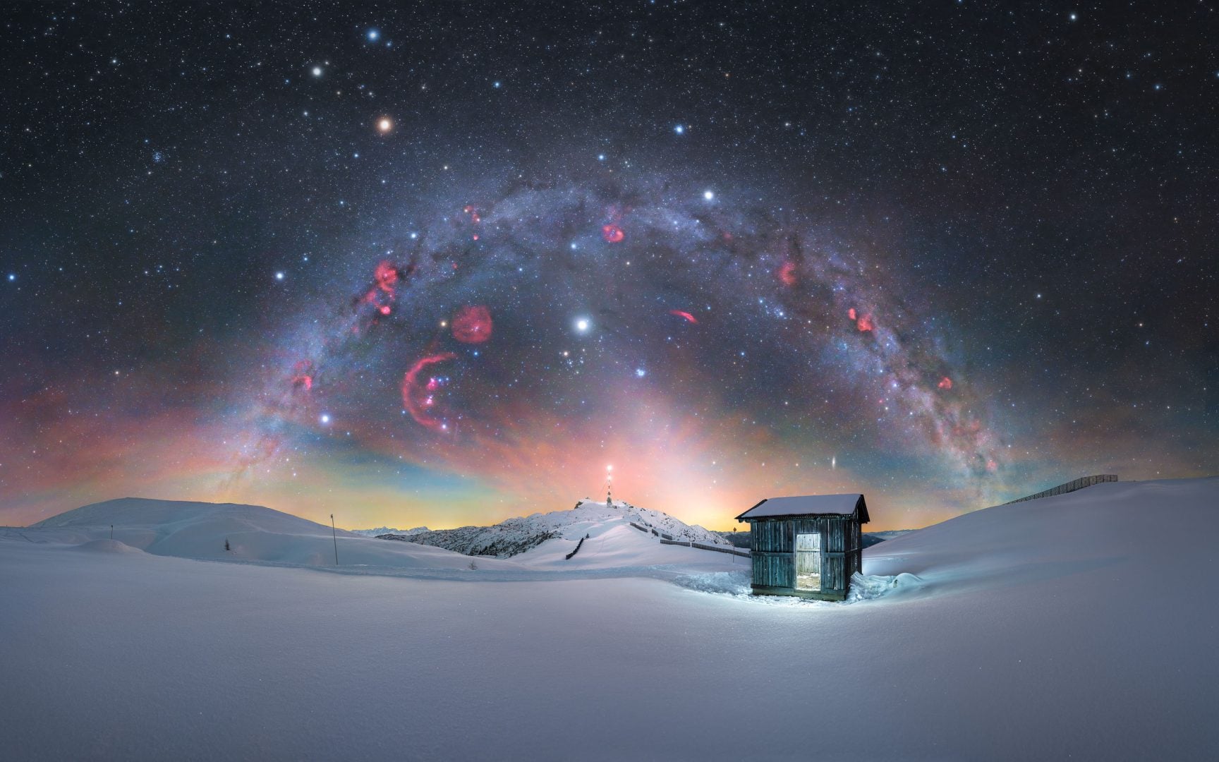 2025 Milky Way Photographer of the Year Breaks New Ground with View From Space