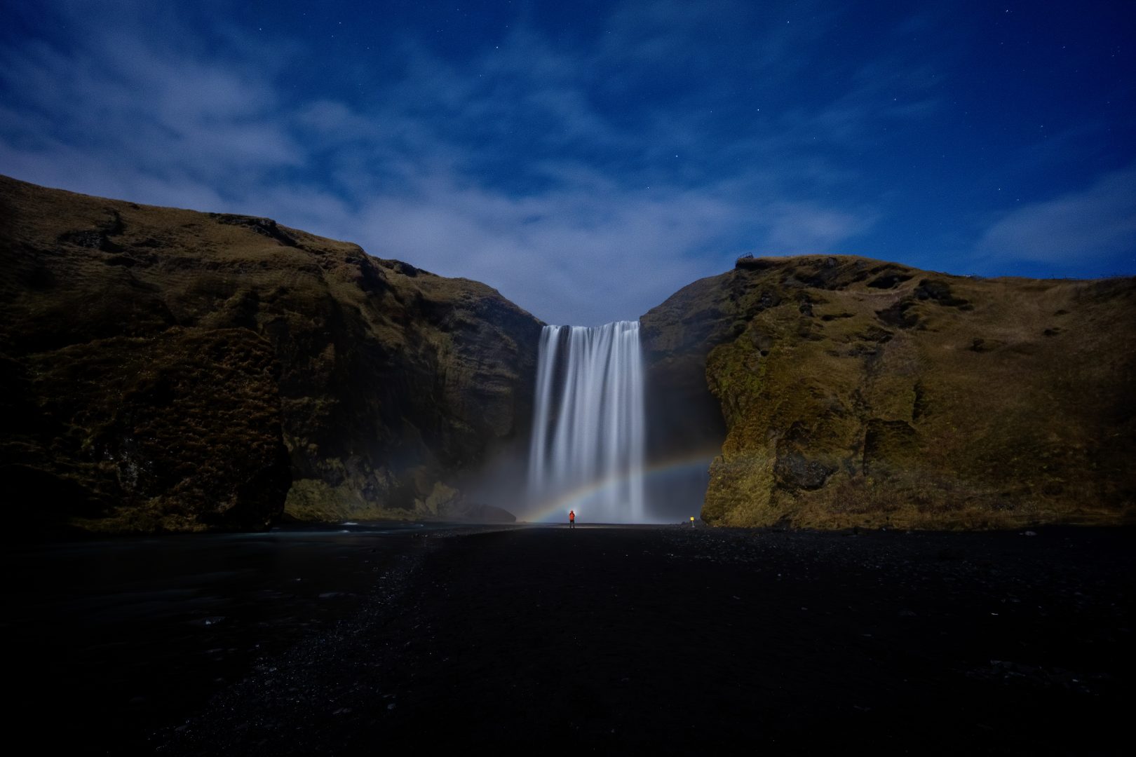 The Ultimate Landscape Photography Guide: Gear, Techniques & Tips