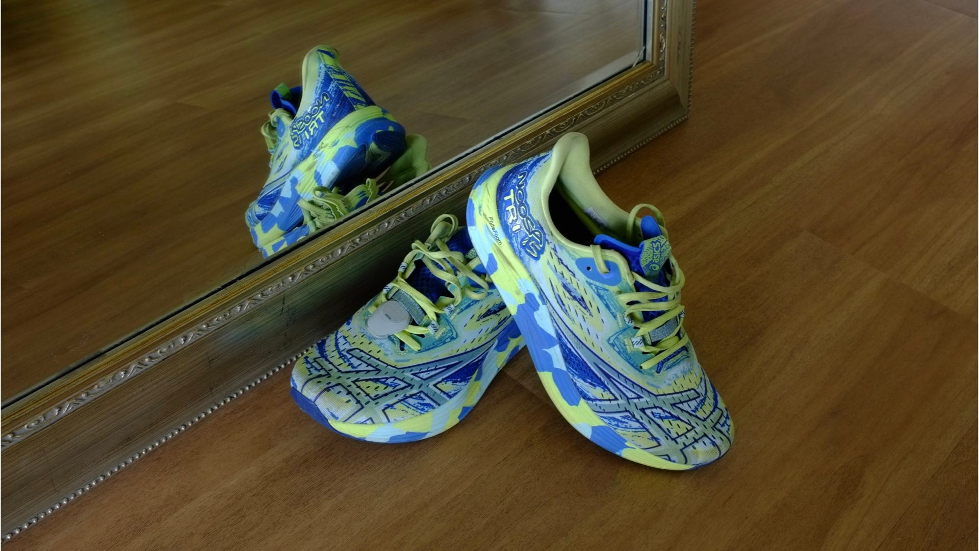 Running shoes