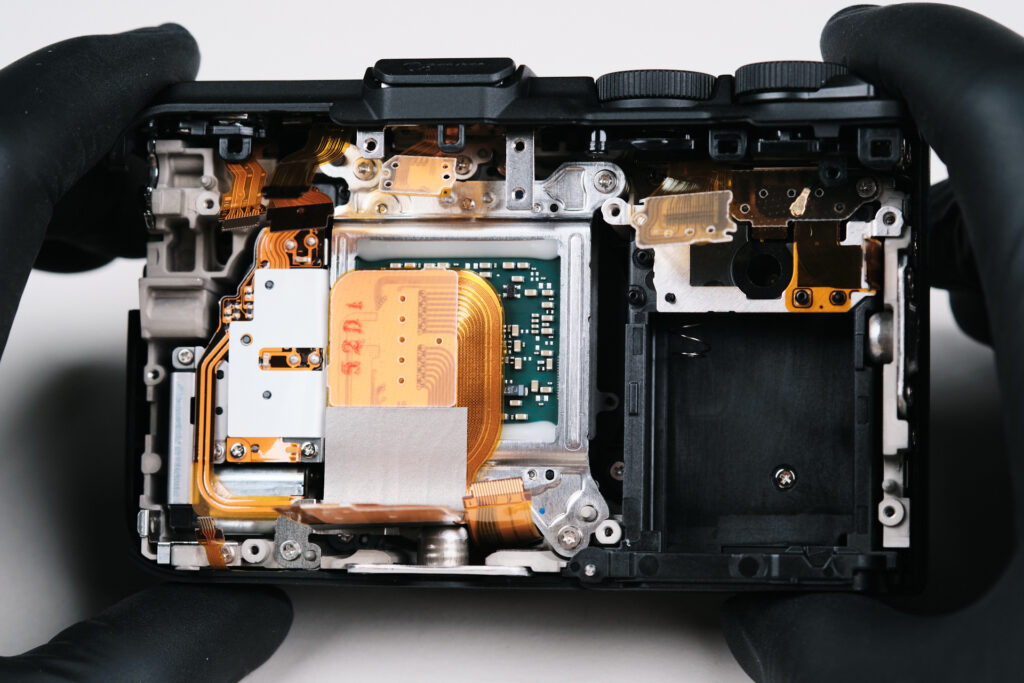 Canon EOS R50V Teardown