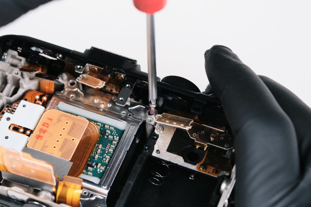 Canon EOS R50V Teardown
