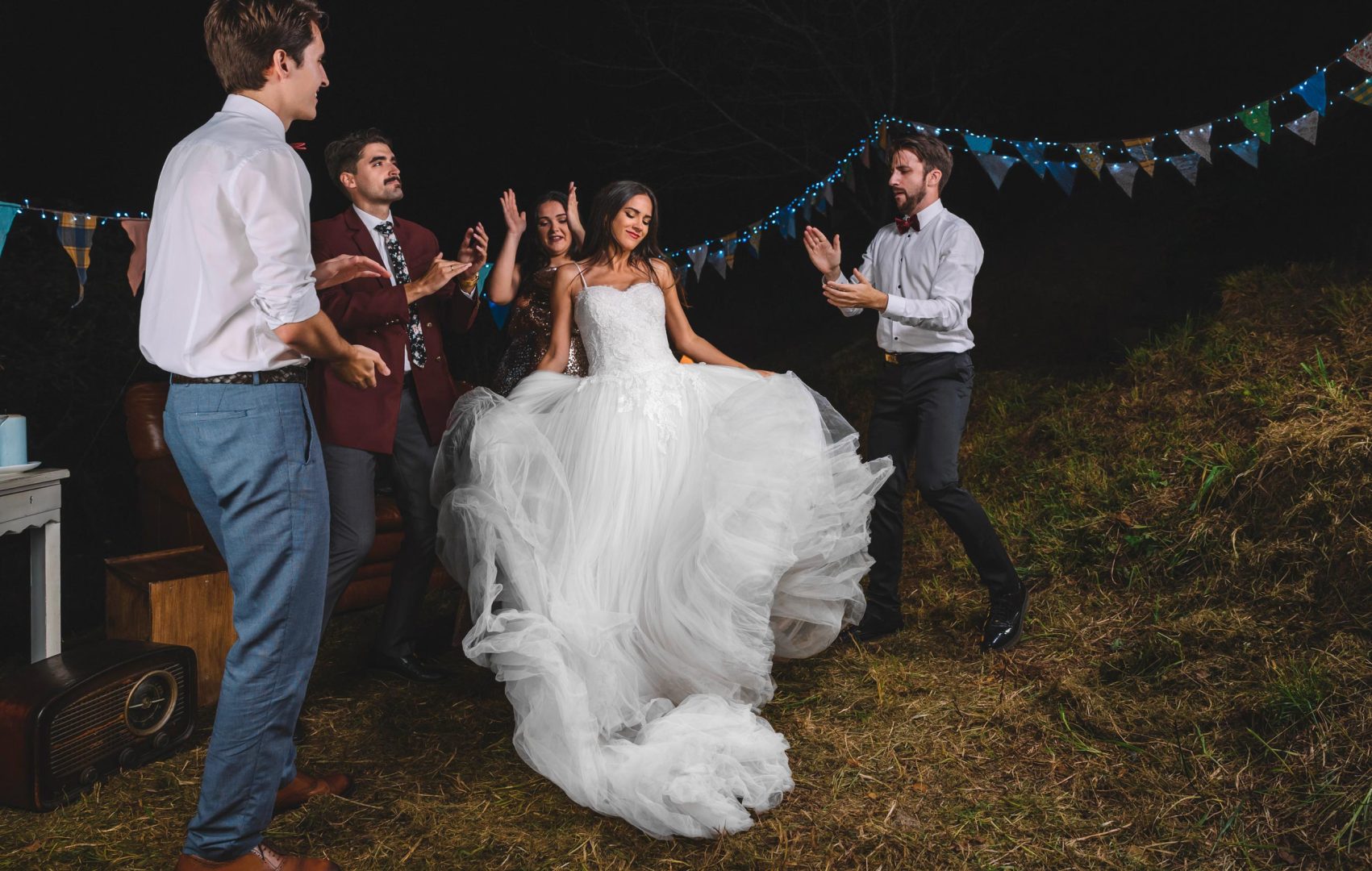 The Ultimate Guide to Wedding Photography: Styles, Gear & Tips