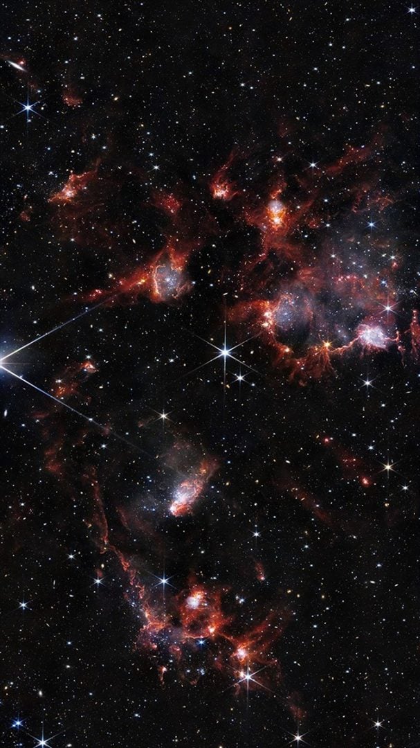 JWST's view is exclusively infrared. Credit: NASA, ESA, and C. Lindberg; Processing: Gladys Kober