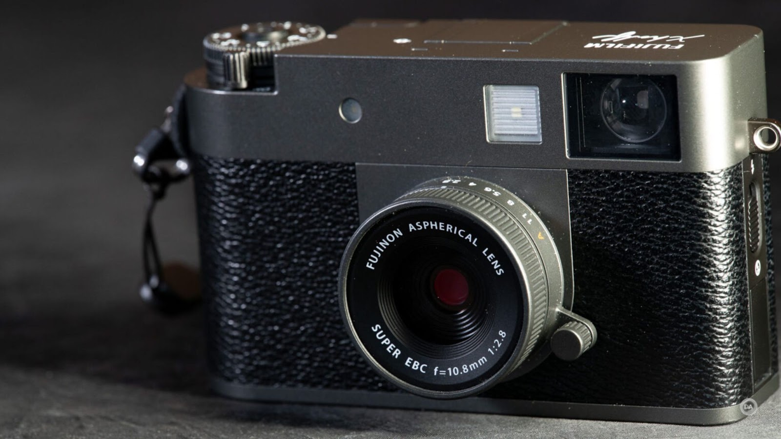 Fujifilm X-Half