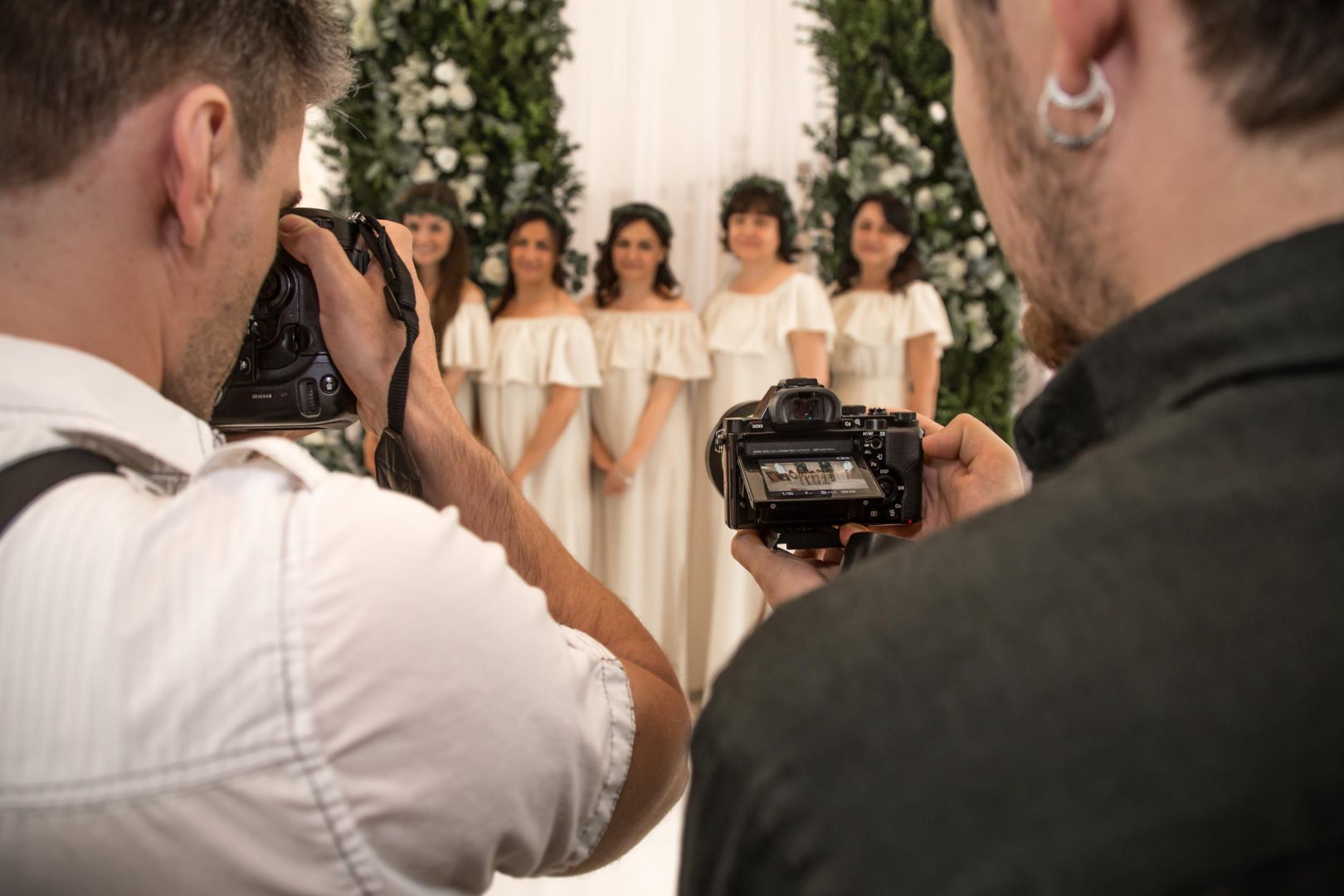 The Ultimate Guide to Wedding Photography: Styles, Gear & Tips