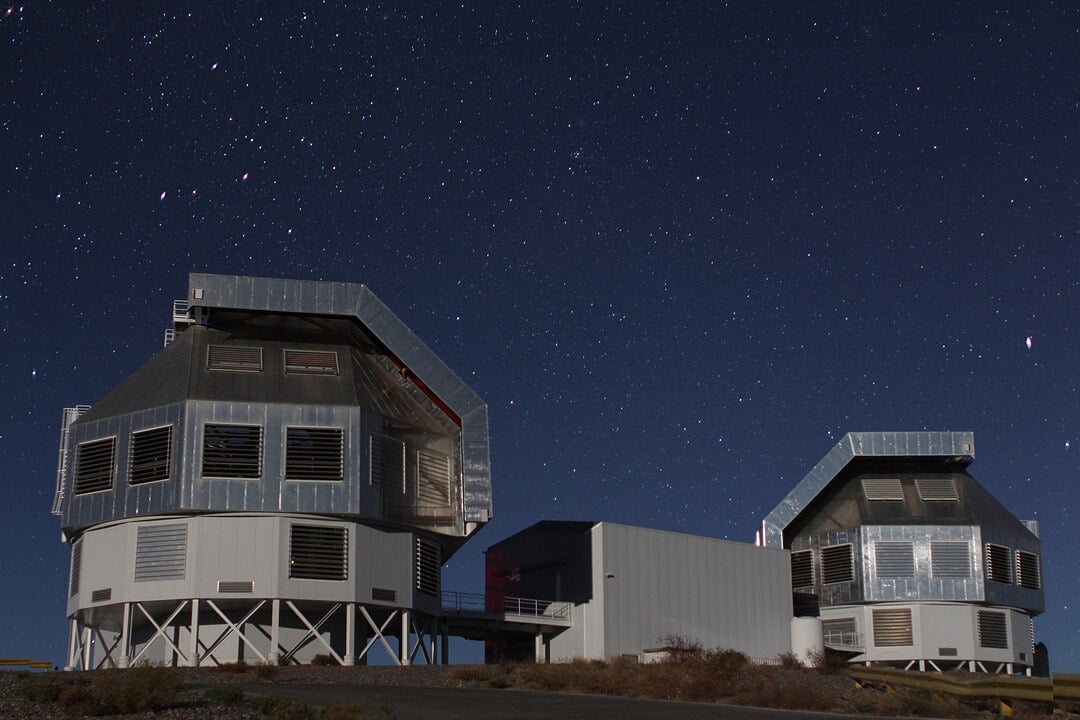 Magellan Clay Telescope. Credit: Jan Skowron