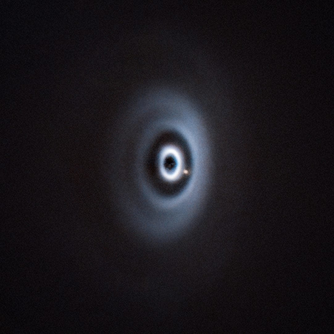 First clear detection of a baby planet in a disc with multiple rings. Credit: ESO/R. F. van Capelleveen et al.