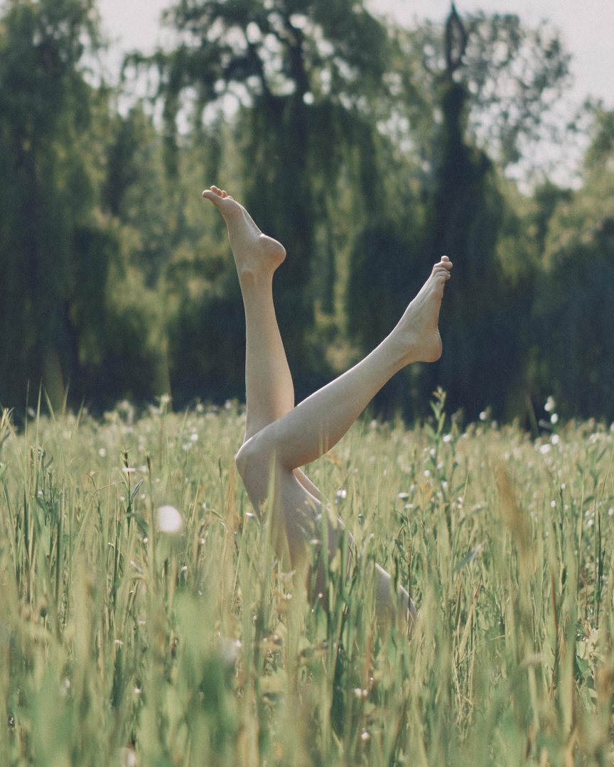 Decentraland ArtWeek 2025: Touching Grass
