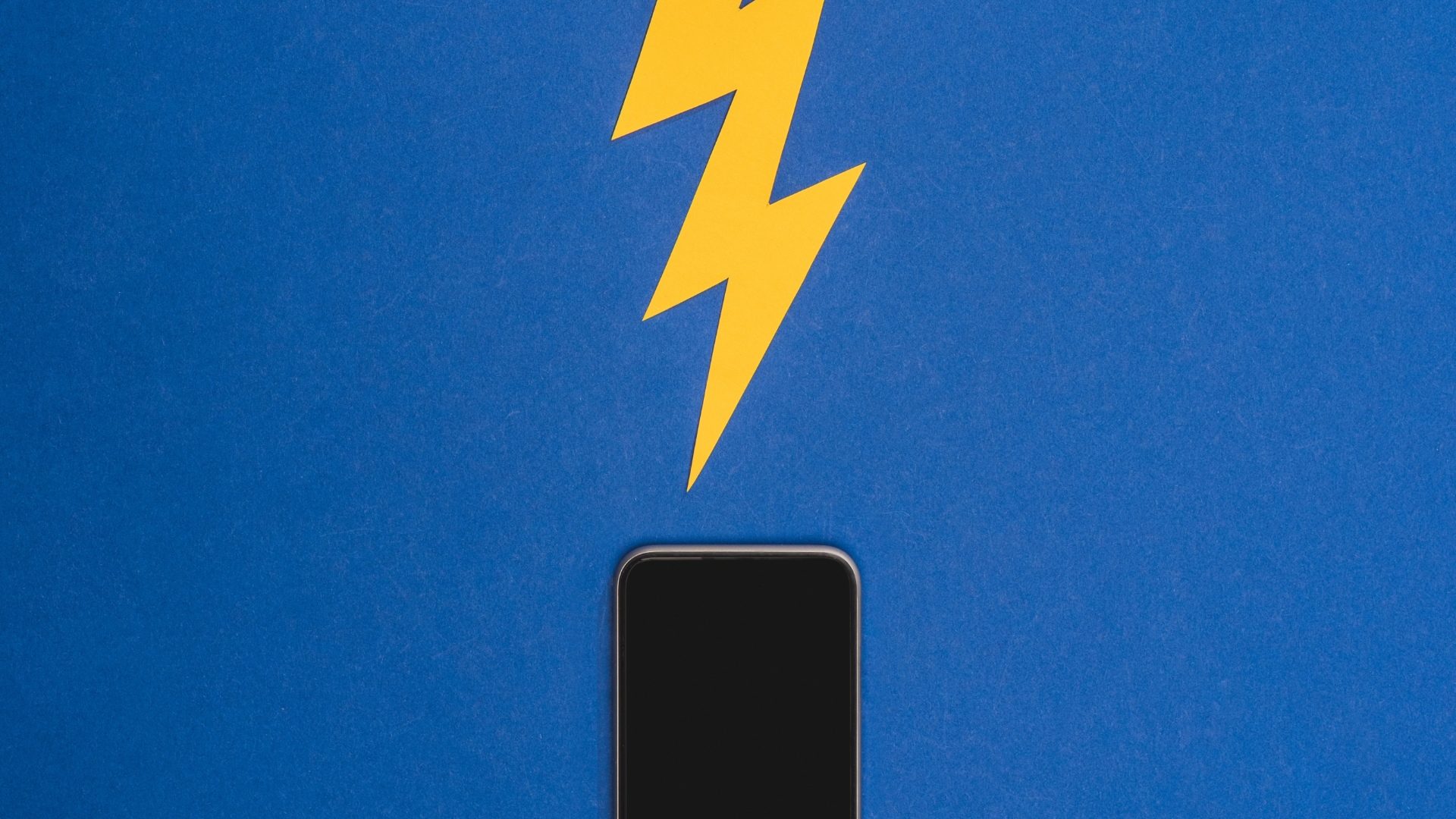 How to Take Lightning Photos with Your Phone