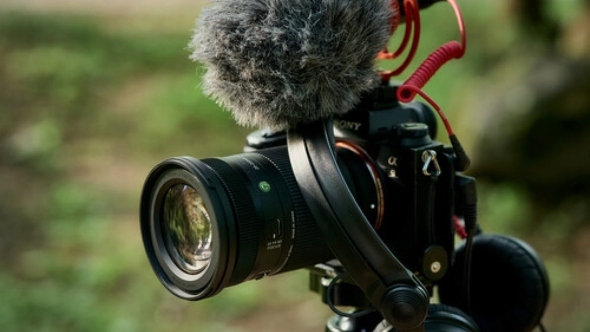20-200mm f/3.5-6.3 DG Contemporary lens