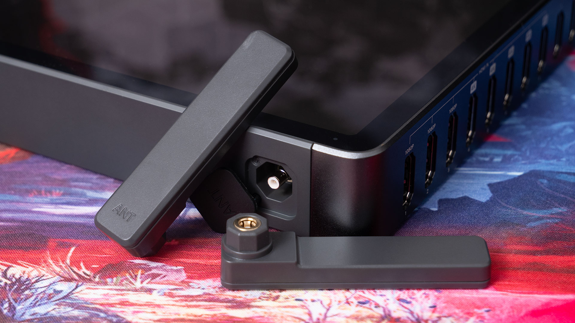 YoloBox Extreme WiFi Antennas