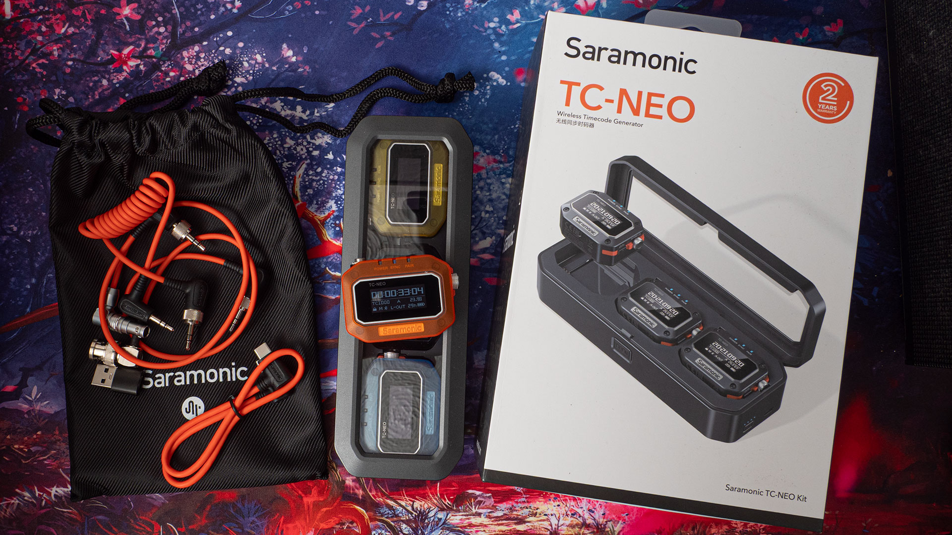 Saramonic TC-NEO Triple Pack contents